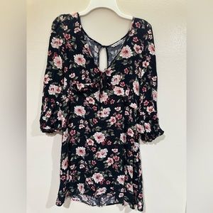 American eagle dress with keyhole back.